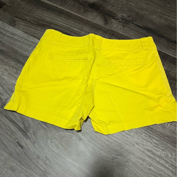 New York & Co yellow shorts, size 4 - Picture 3 of 3